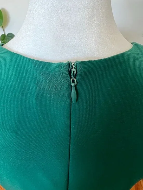 White House Black Market Emerald Dress 8 Slimming Tiered Midi Classic Hourglass - Picture 6 of 10